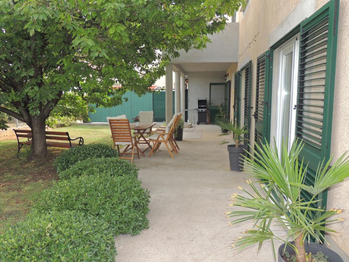 Apartment Ferara Betina  Bagian luar foto